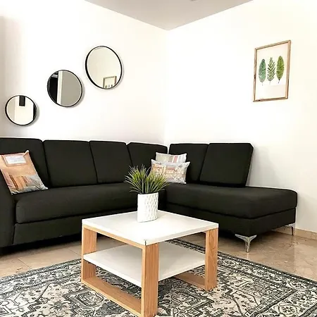 Condesa Residence Amsterdam C Stylish 1 Bedroom, 1 Bathroom Gem On Amsterdam Avenue