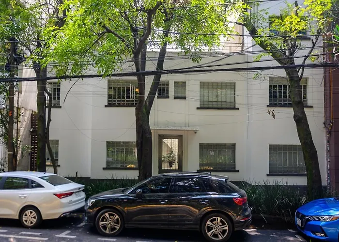 Condesa Amsterdam C Stylish 1 Bedroom, 1 Bathroom Gem On Amsterdam Avenue *